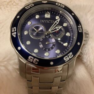 Invicta pro diver men’s bracelet watch blue dial 0070 chronograph scuba